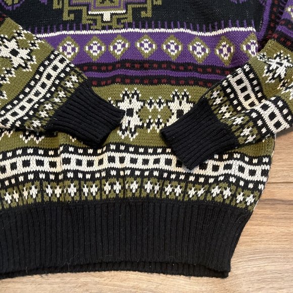 Men’s Todays News Sweater SZ Medium Vintage Purple Black Green Knit - Picture 6 of 9